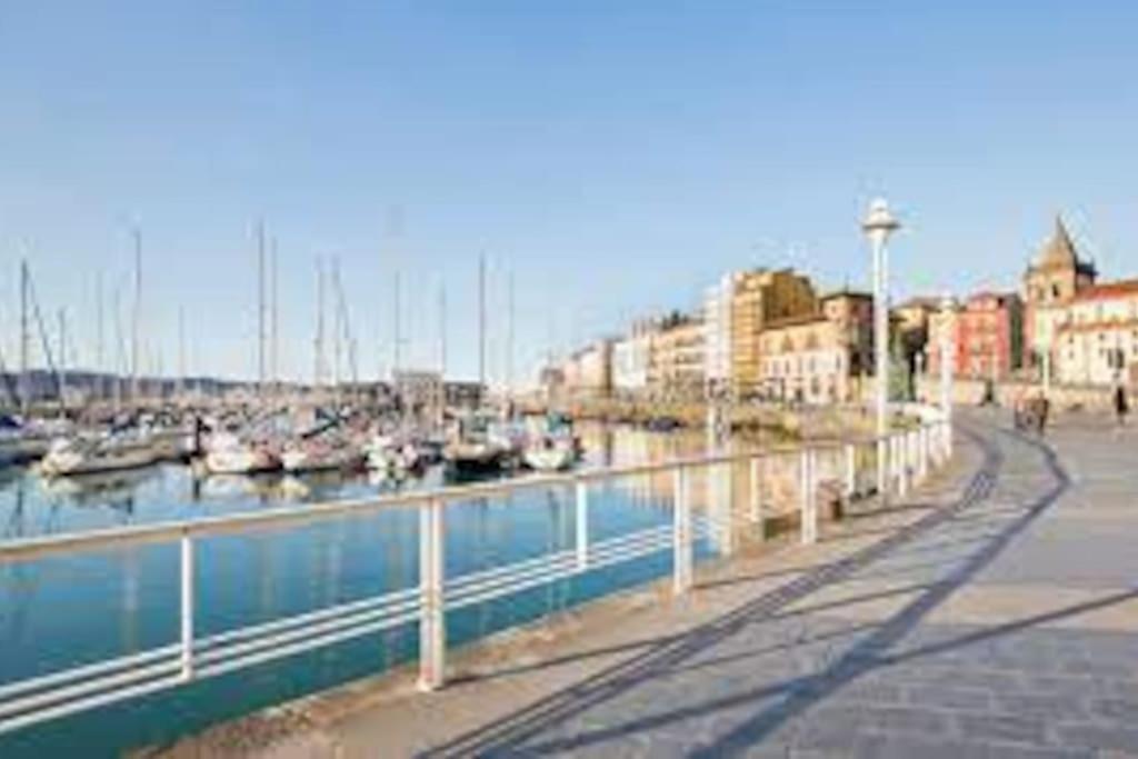 Espacioso 140 M2 Y Calidad A 250 Metros Playa Y Puerto Deportivo 5Hab 2 Banos Vut2917As Χιχόν Εξωτερικό φωτογραφία